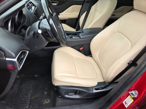 Used 2018 Jaguar F-PACE Premium AWD/4WD image 14