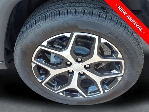 Used 2024 Jeep Compass Limited AWD/4WD image 9