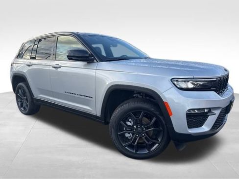 New 2025 Jeep Grand Cherokee Limited image 1