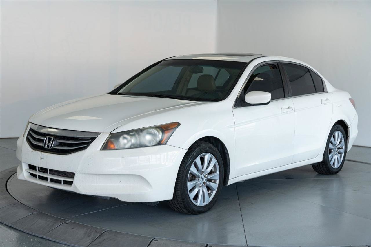 Used 2011 Honda Accord EX-L image 3