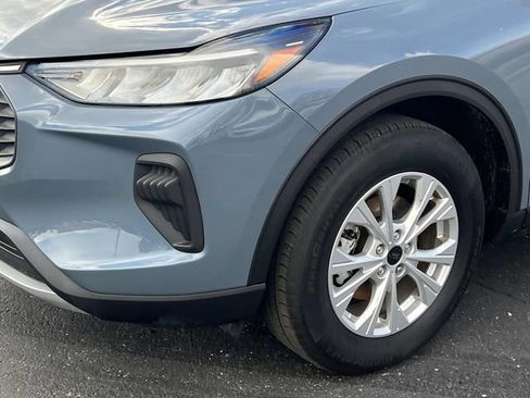 Certified 2023 Ford Escape Active image 9