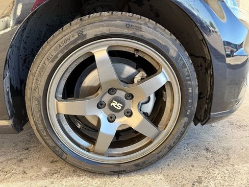 Used 2018 Volkswagen Golf SEL image 11