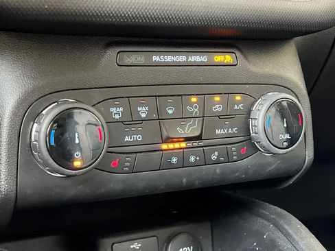 Used 2023 Ford Bronco Sport Outer Banks w/ Tech Package AWD/4WD image 23
