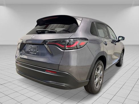 New 2026 Honda HR-V LX image 5
