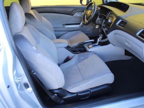 Used 2013 Honda Civic LX image 9