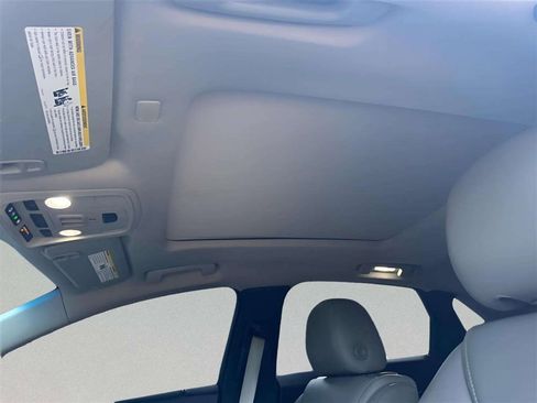 Used 2016 Cadillac XTS Premium FWD image 12