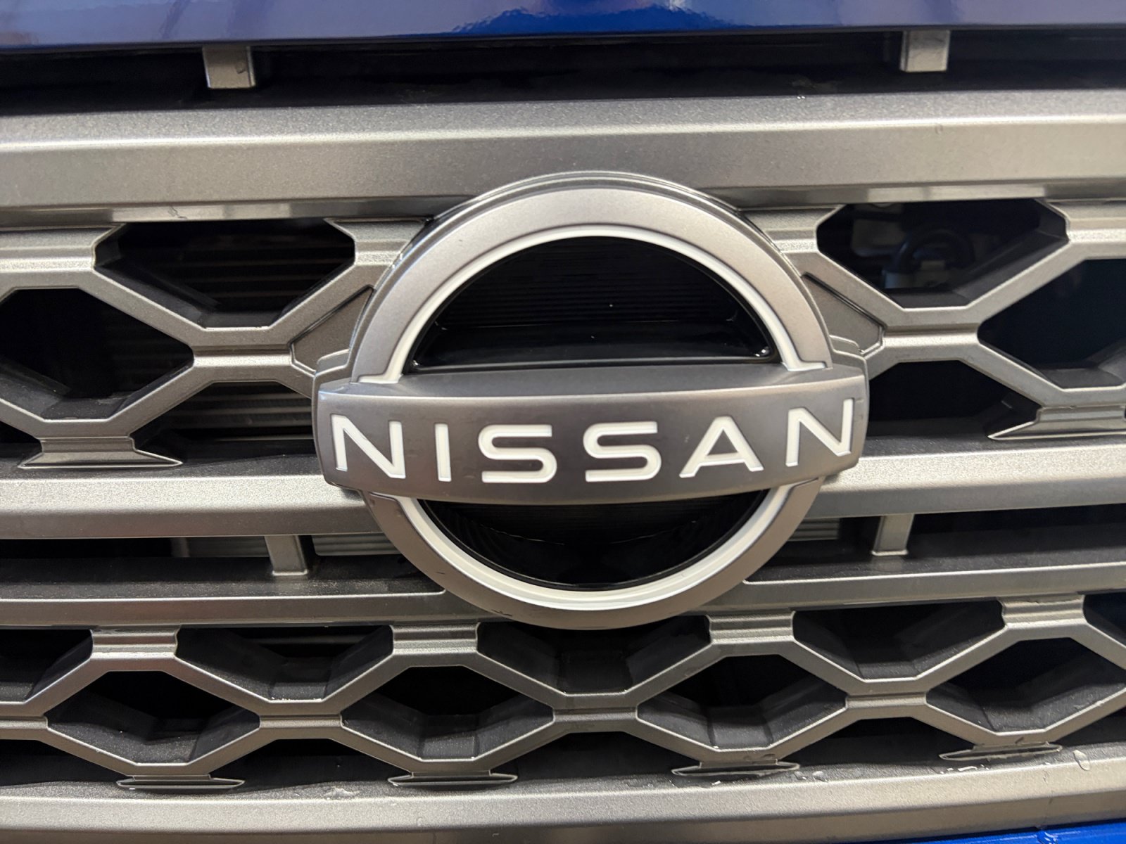 Used 2022 Nissan Frontier SV AWD/4WD image 22