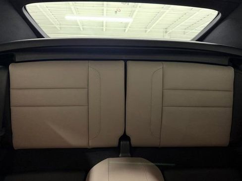 Certified 2025 Porsche 911 Carrera image 25