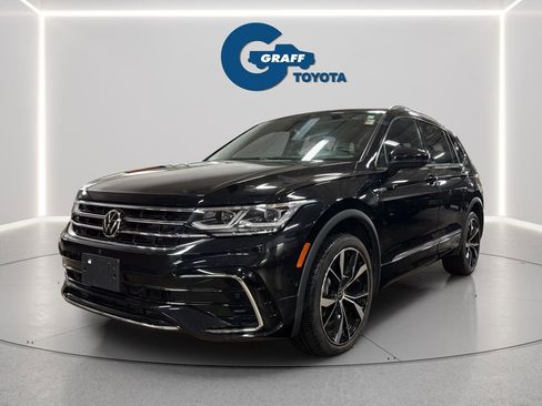 Used 2022 Volkswagen Tiguan SEL R-Line image 1