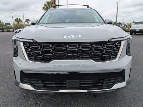 Used 2024 Kia Sorento S w/ Panoramic Sunroof Package image 9