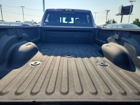 New 2026 RAM 3500 Laramie AWD/4WD image 22