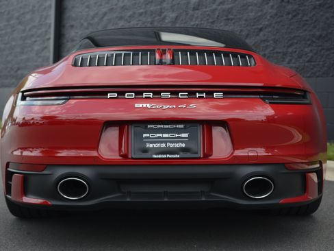 Used 2022 Porsche 911 Targa 4S AWD/4WD image 6
