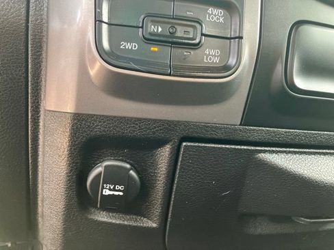Used 2024 RAM 1500 Warlock AWD/4WD image 28