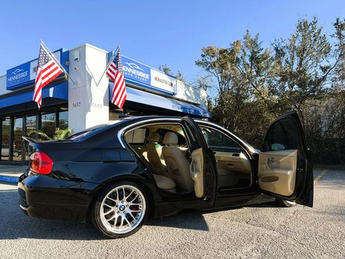 Used 2006 BMW 330i 330i Sedan 4D image 28
