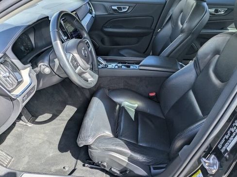 Used 2022 Volvo S60 B5 Inscription AWD/4WD image 10