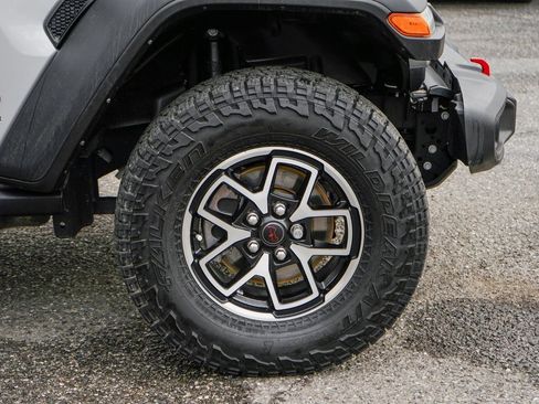 Used 2024 Jeep Gladiator Rubicon w/ Convenience Group image 42