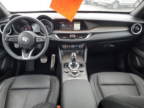 Used 2023 Alfa Romeo Stelvio Ti image 13