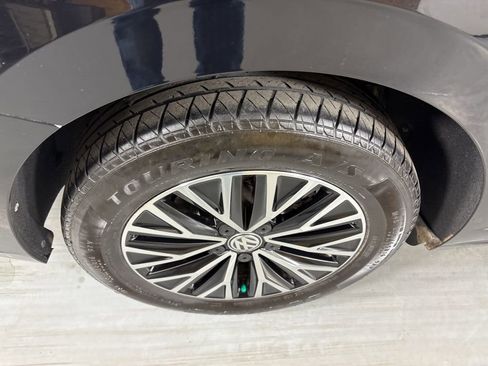 Used 2021 Volkswagen Jetta S w/ Driver Assistance Package image 10