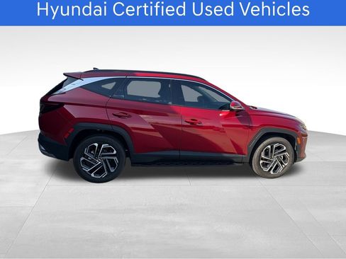 Certified 2025 Hyundai Tucson Limited AWD/4WD image 7