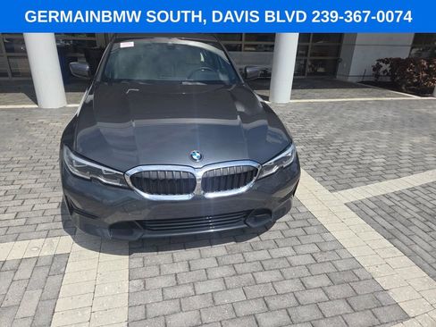 Used 2021 BMW 330i Sedan w/ Driving Assistance Package RWD image 25