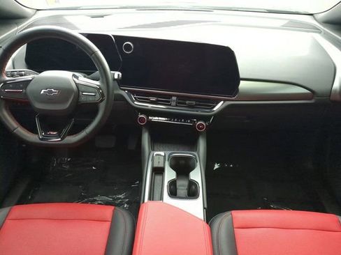 Used 2024 Chevrolet Equinox EV RS image 14