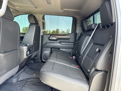 Used 2023 GMC Sierra 1500 Denali AWD/4WD image 32