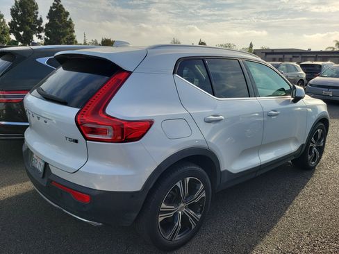Used 2019 Volvo XC40 T5 Inscription AWD/4WD image 5