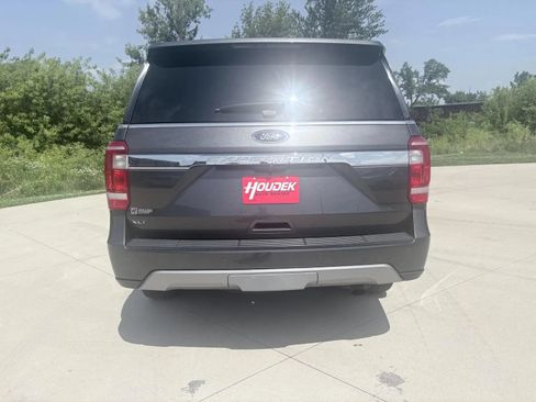 Used 2019 Ford Expedition XLT AWD/4WD image 5