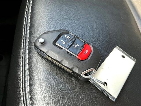 Used 2021 Jeep Wrangler Unlimited Sahara w/ Cold Weather Group image 12