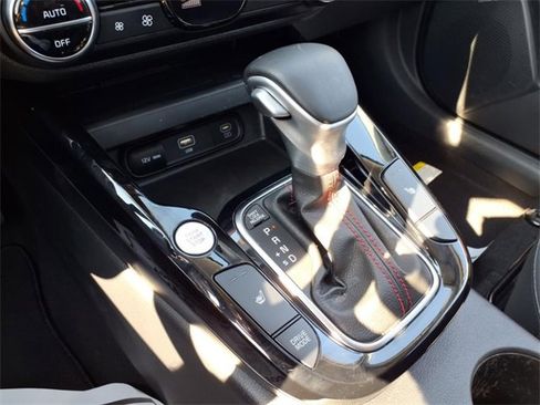 Used 2025 Kia Soul GT-Line w/ GT-Line Technology Package image 8