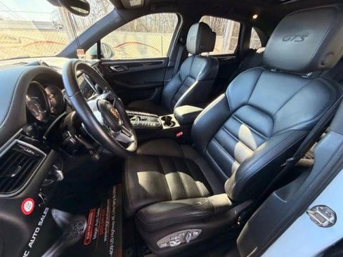 Used 2017 Porsche Macan GTS AWD/4WD image 14
