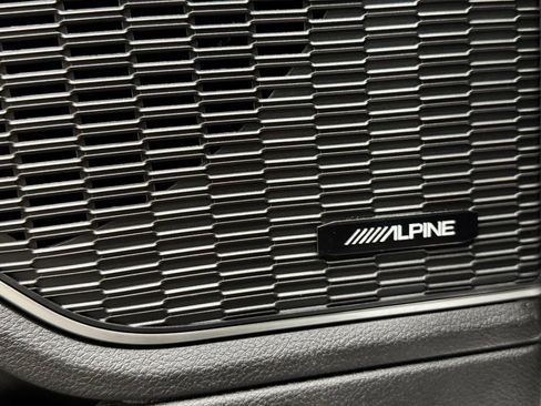 Used 2022 Jeep Grand Cherokee L Limited image 27