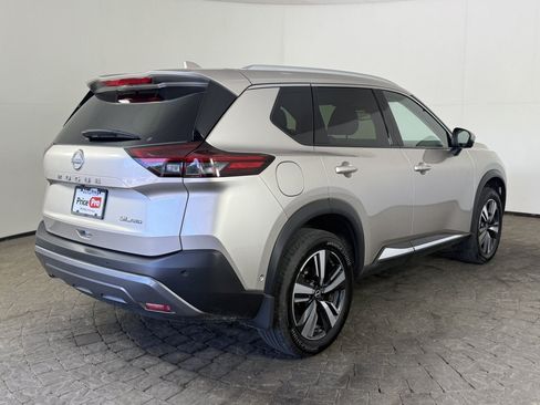 Used 2023 Nissan Rogue SL AWD/4WD image 9