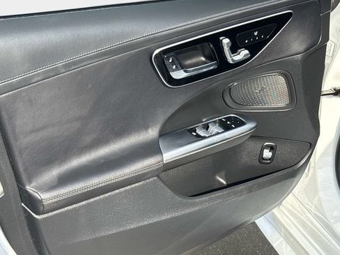 Used 2022 Mercedes-Benz C 300 4MATIC Sedan image 14