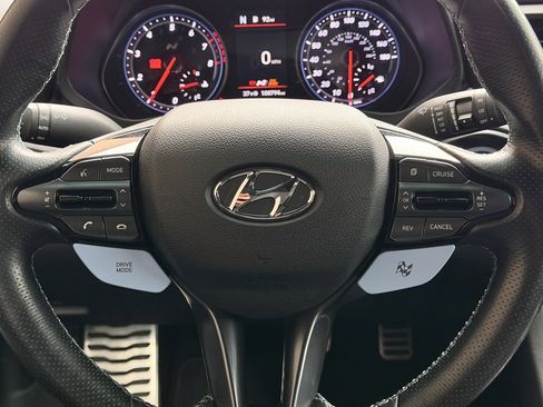 Used 2020 Hyundai Veloster N image 29