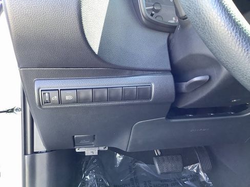 Used 2023 Toyota Corolla LE image 15