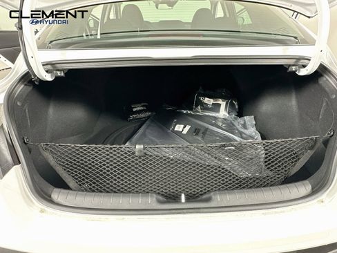 New 2026 Hyundai Elantra SE FWD image 9