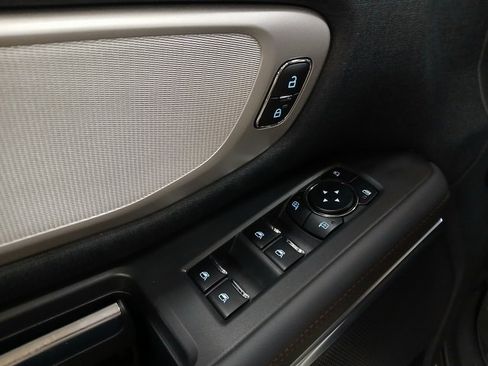 New 2025 Ford Expedition Active image 8