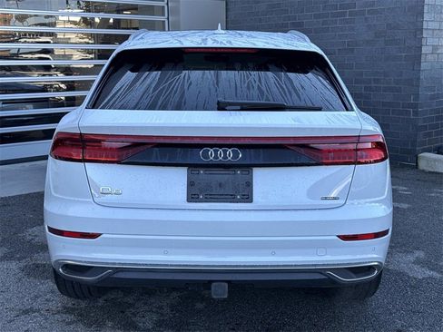 Used 2019 Audi Q8 Premium Plus w/ Premium Plus image 5