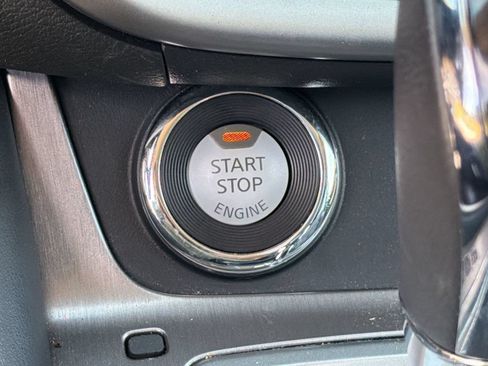 Used 2023 Nissan Murano SL w/ Cargo Package AWD/4WD image 17