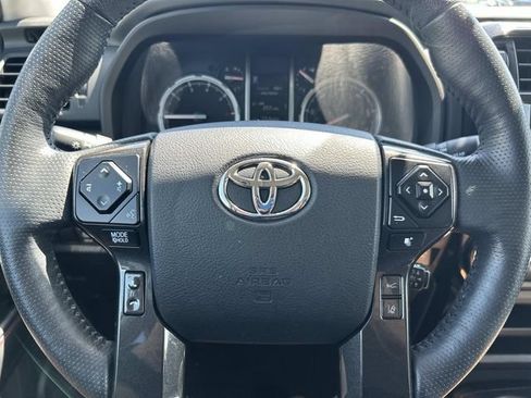 Used 2023 Toyota 4Runner TRD Off-Road Premium w/ Moonroof Package AWD/4WD image 30