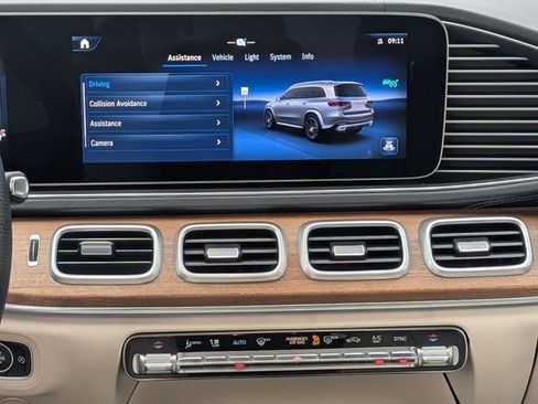 Used 2025 Mercedes-Benz GLS 450 GLS 450 image 18