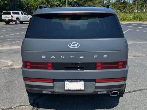 Used 2025 Hyundai Santa Fe Limited FWD image 6