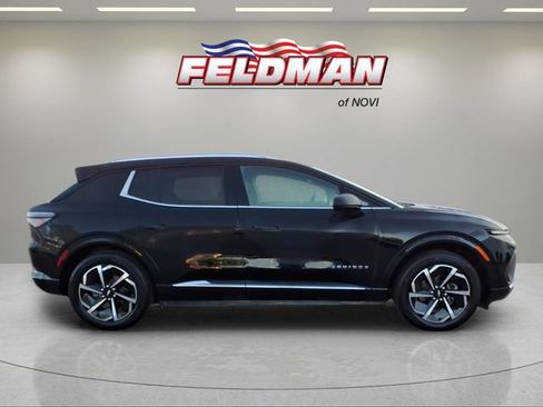Used 2025 Chevrolet Equinox EV LT w/ Convenience Package FWD image 7