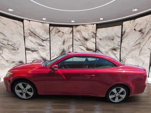 Used 2010 Lexus IS 350C RWD image 4