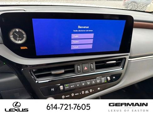 New 2025 Lexus ES 350 Ultra Luxury image 24