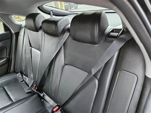 Used 2024 Acura Integra image 13