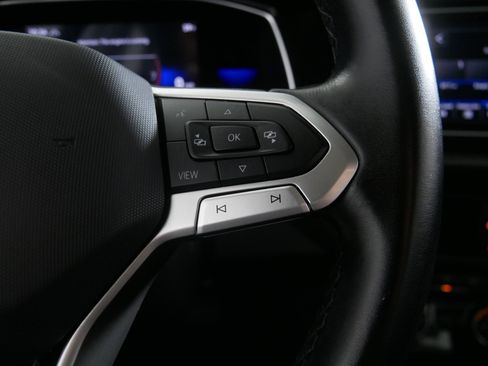 Certified 2022 Volkswagen Jetta SE w/ Panoramic Sunroof Package image 28