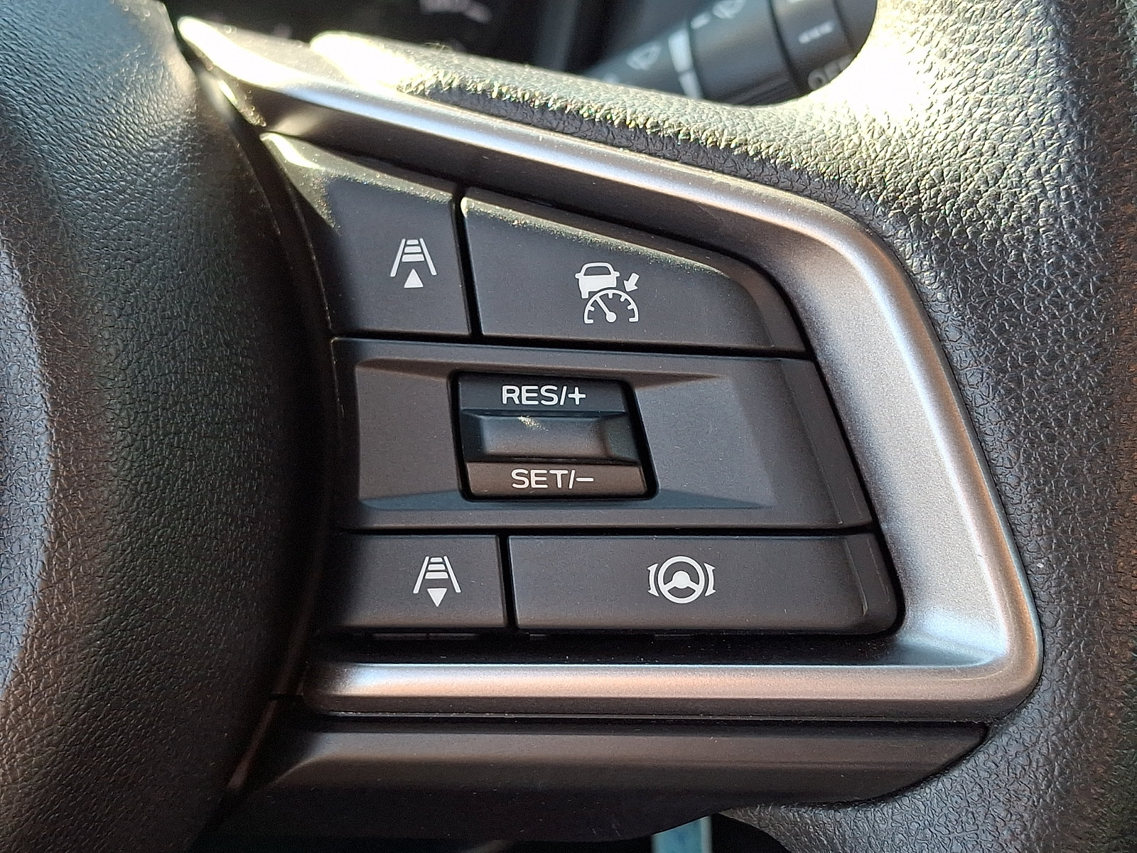 Used 2024 Subaru Impreza 2.0i AWD/4WD image 22