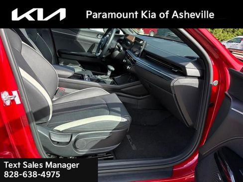 Used 2025 Kia K5 GT-Line w/ GT-Line Premium Package image 21